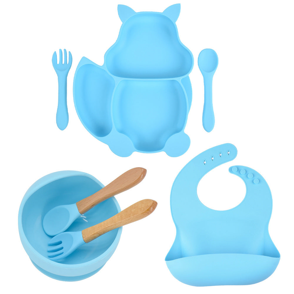 Mess-Free Mealtimes with Our Toddler-Friendly Feeding Set