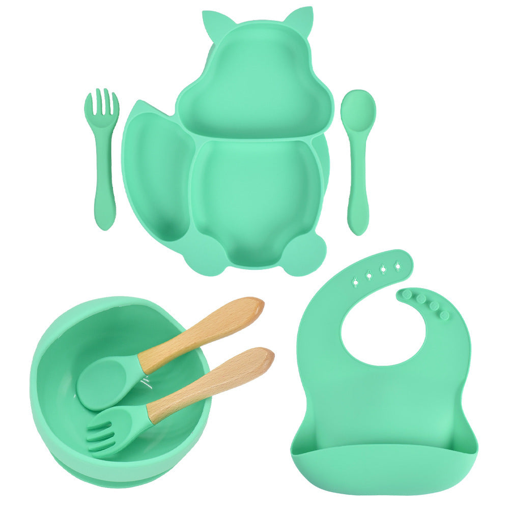 Mess-Free Mealtimes with Our Toddler-Friendly Feeding Set