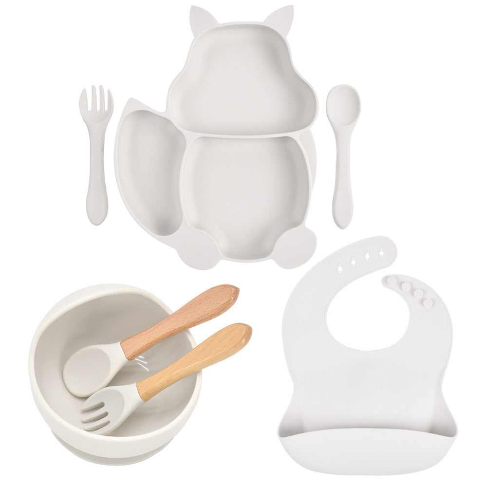 Mess-Free Mealtimes with Our Toddler-Friendly Feeding Set