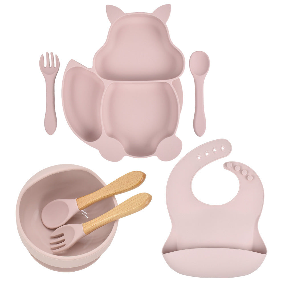 Mess-Free Mealtimes with Our Toddler-Friendly Feeding Set