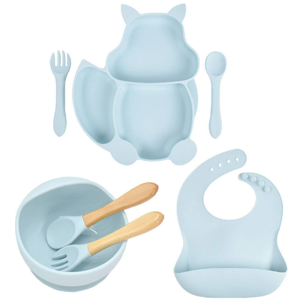 Mess-Free Mealtimes with Our Toddler-Friendly Feeding Set