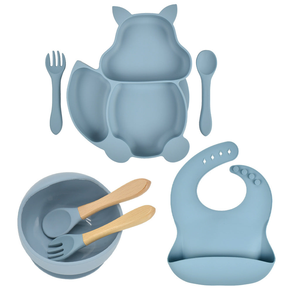 Mess-Free Mealtimes with Our Toddler-Friendly Feeding Set