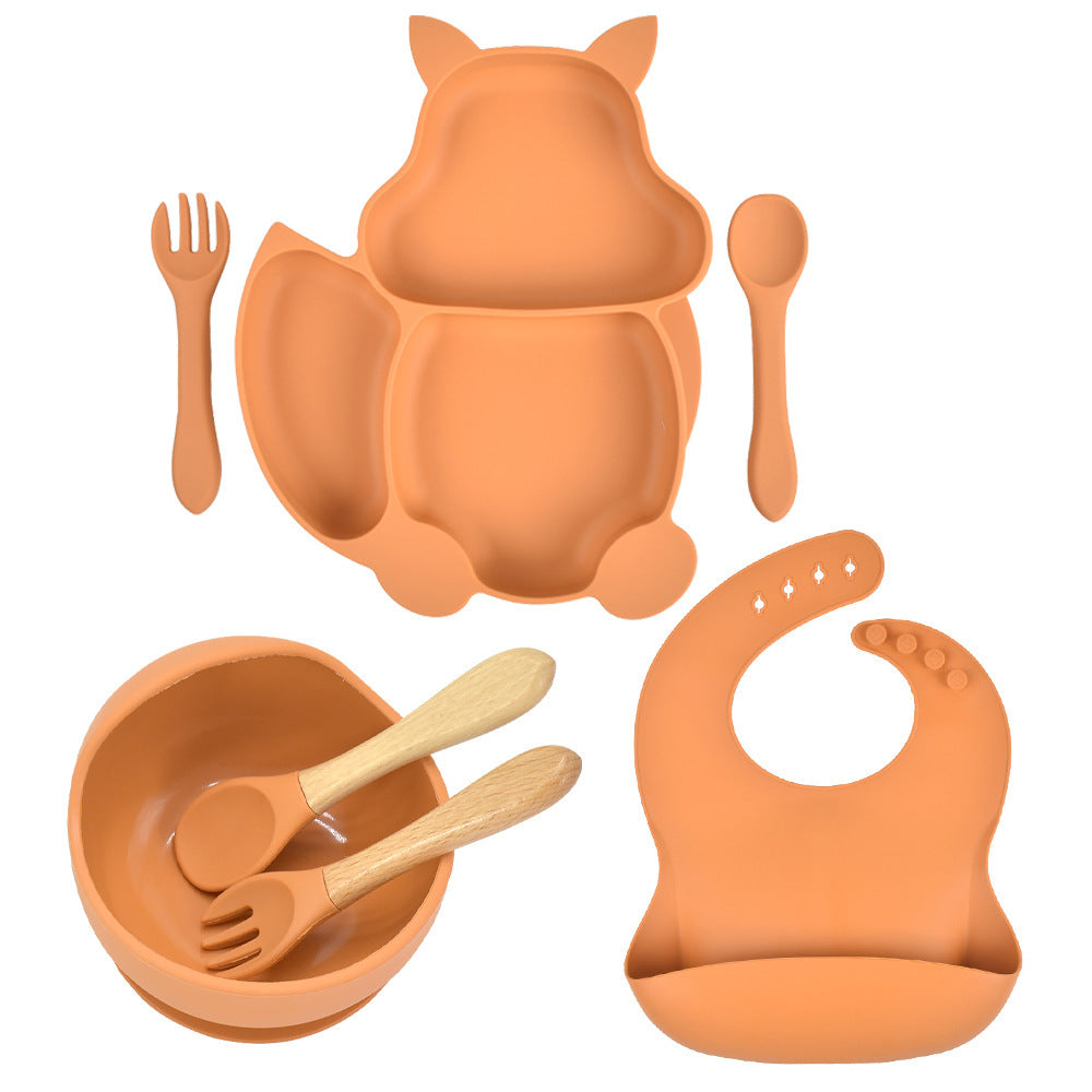 Mess-Free Mealtimes with Our Toddler-Friendly Feeding Set